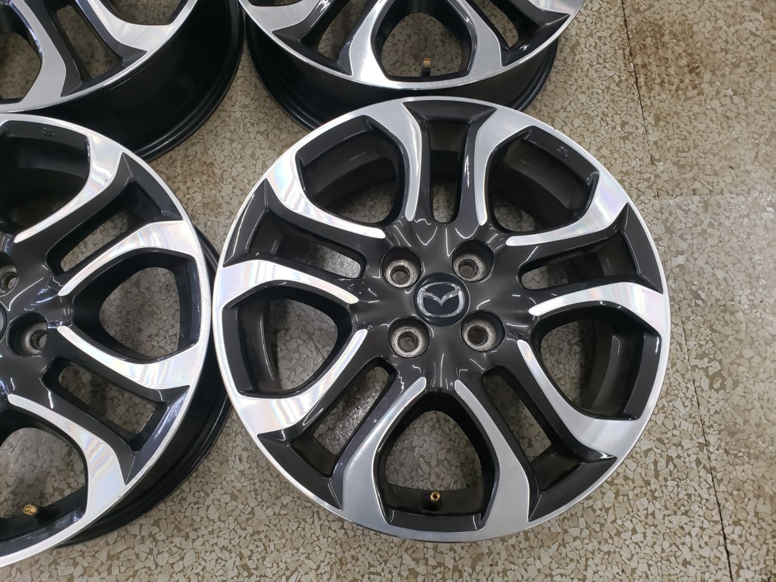 ◎傷 少 MAZDA DJ5FS デミオ 純正 16in 5.5j 40 100 4H ハブ径54mm DJLFS マツダ２ MAZDA2 DW5W DE5FS NDロードスター ベリーサ