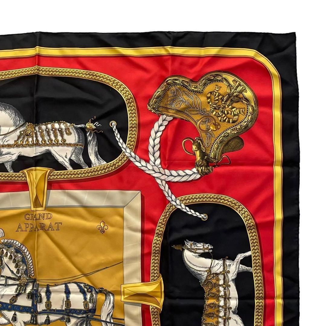 HERMES エルメス スカーフ 赤系 黒系 GRAND APPARAT カレ - メルカリ