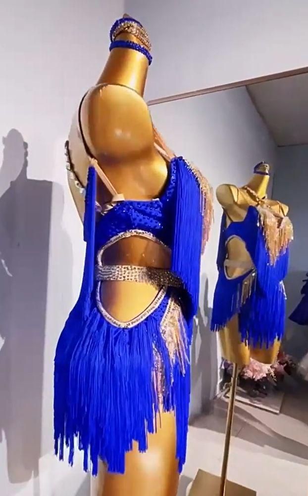 ラテンダンス衣装　新品未使用 新品未使用 社交ダンス ラテンダンス衣装 競技ダンス 社交ダンス
