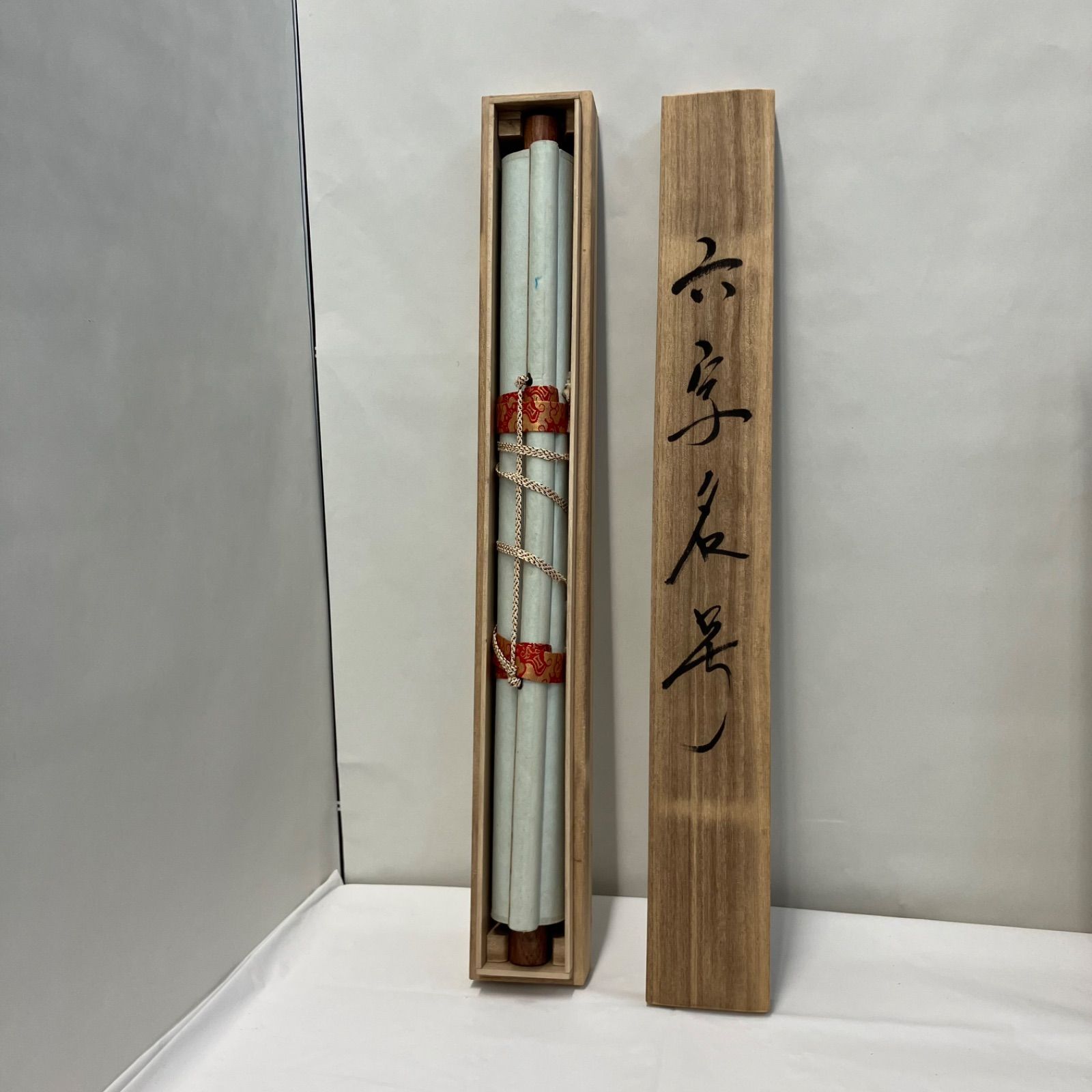 【 掛軸 / 梅堂謹書】六字名號 巻物 骨董品 南無阿弥陀佛 掛軸 / 梅堂謹書】六字名號 巻物 骨董品 南無阿弥陀佛 - メルカリ
