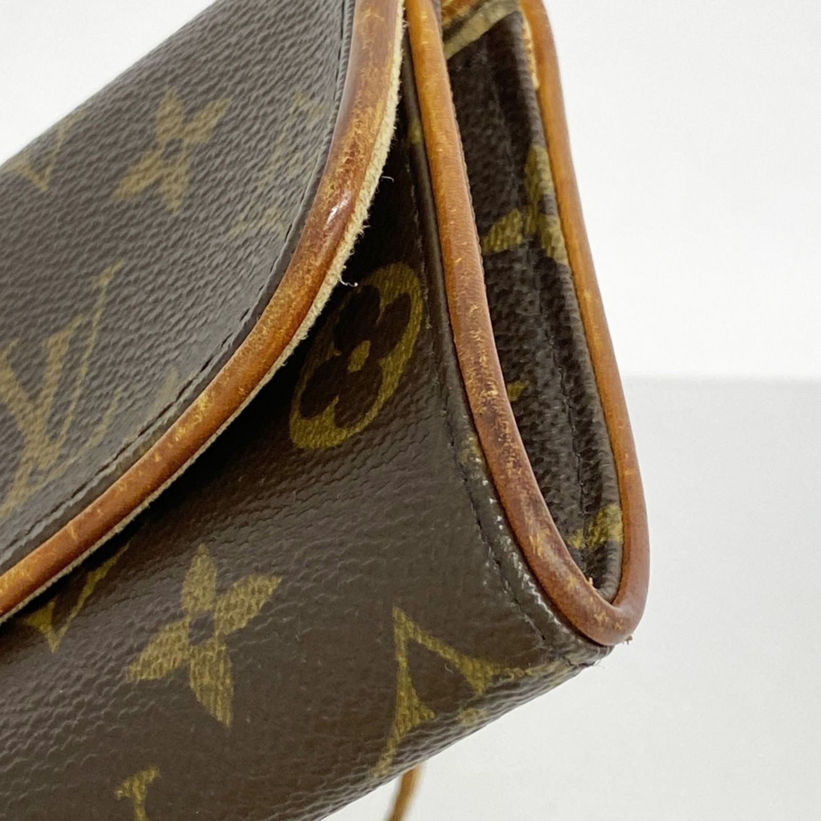 Vuitton ルイ