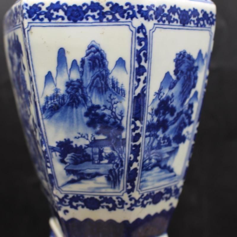 清乾隆青花人物花鳥六方賞瓶 景徳鎮 陶磁器 装飾品 現代工芸品
