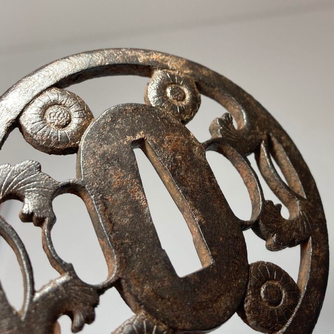 江戸時代 透かし刀鍔 直径7.2㎝ 89g 東Y5-0724