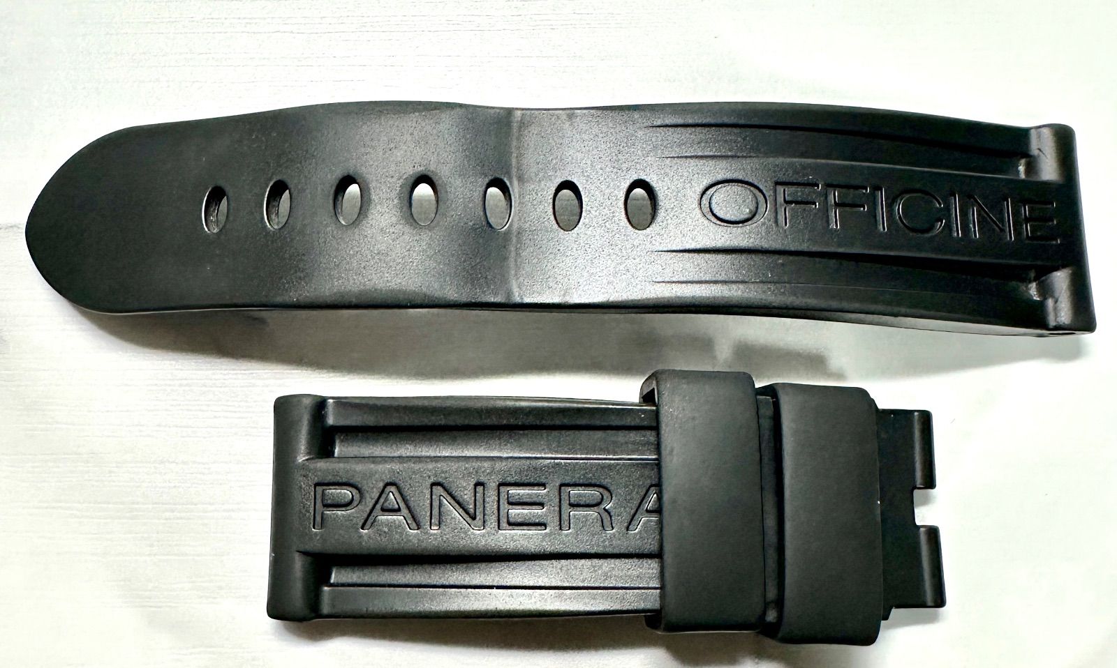 PANERAI ブラック ラバーベルト バックル付き パネライ 用 バックル ブラック パネライ⁄PANERAI用 互換ラバーベルト