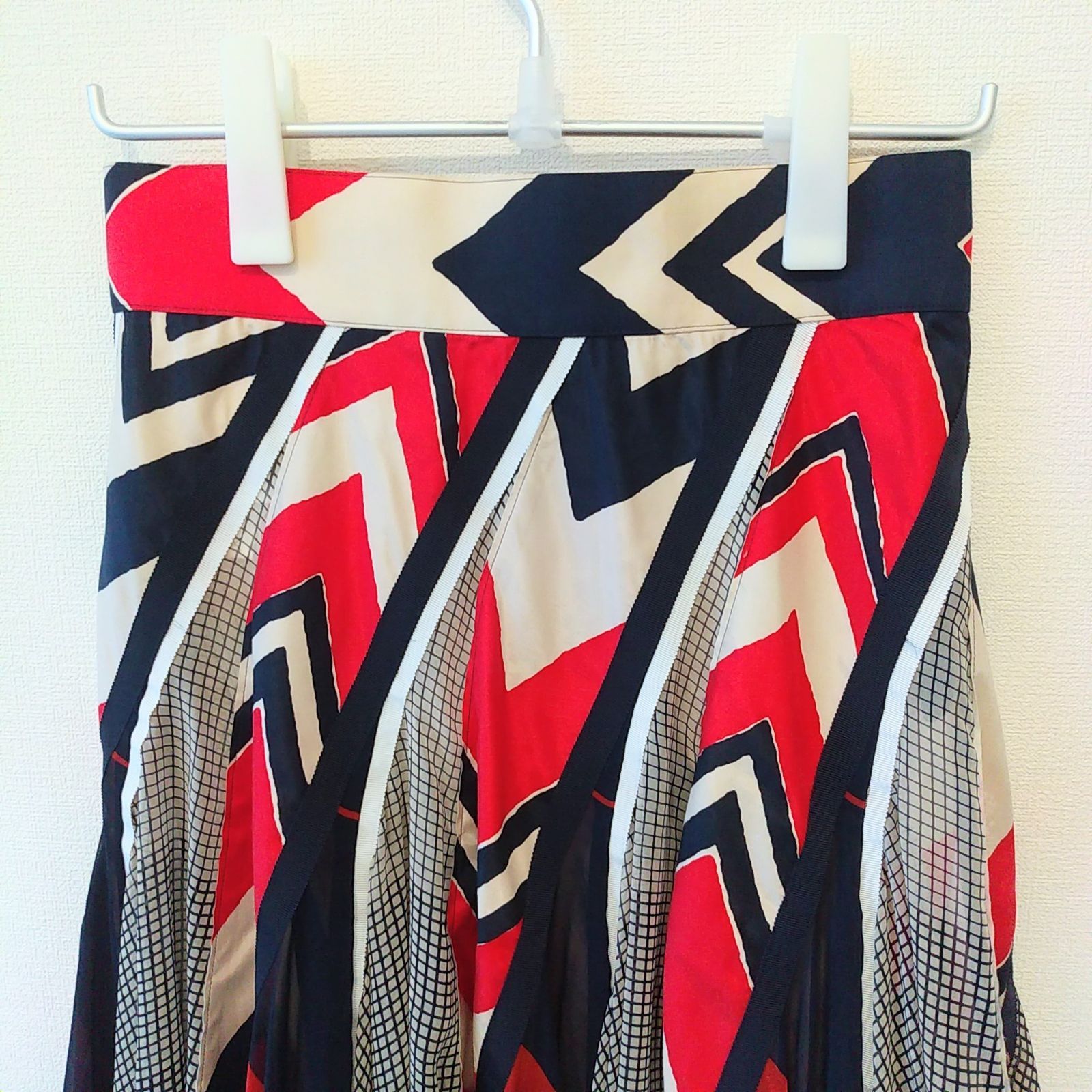 サイズ1 アシンメトリープリーツスカート