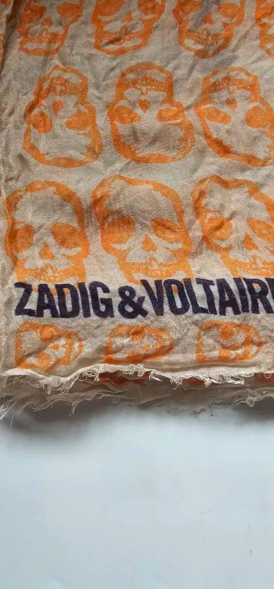 ZADIG&VOLTAIRE（ザディグ・エ・ヴォルテール) ドクロ マフラー