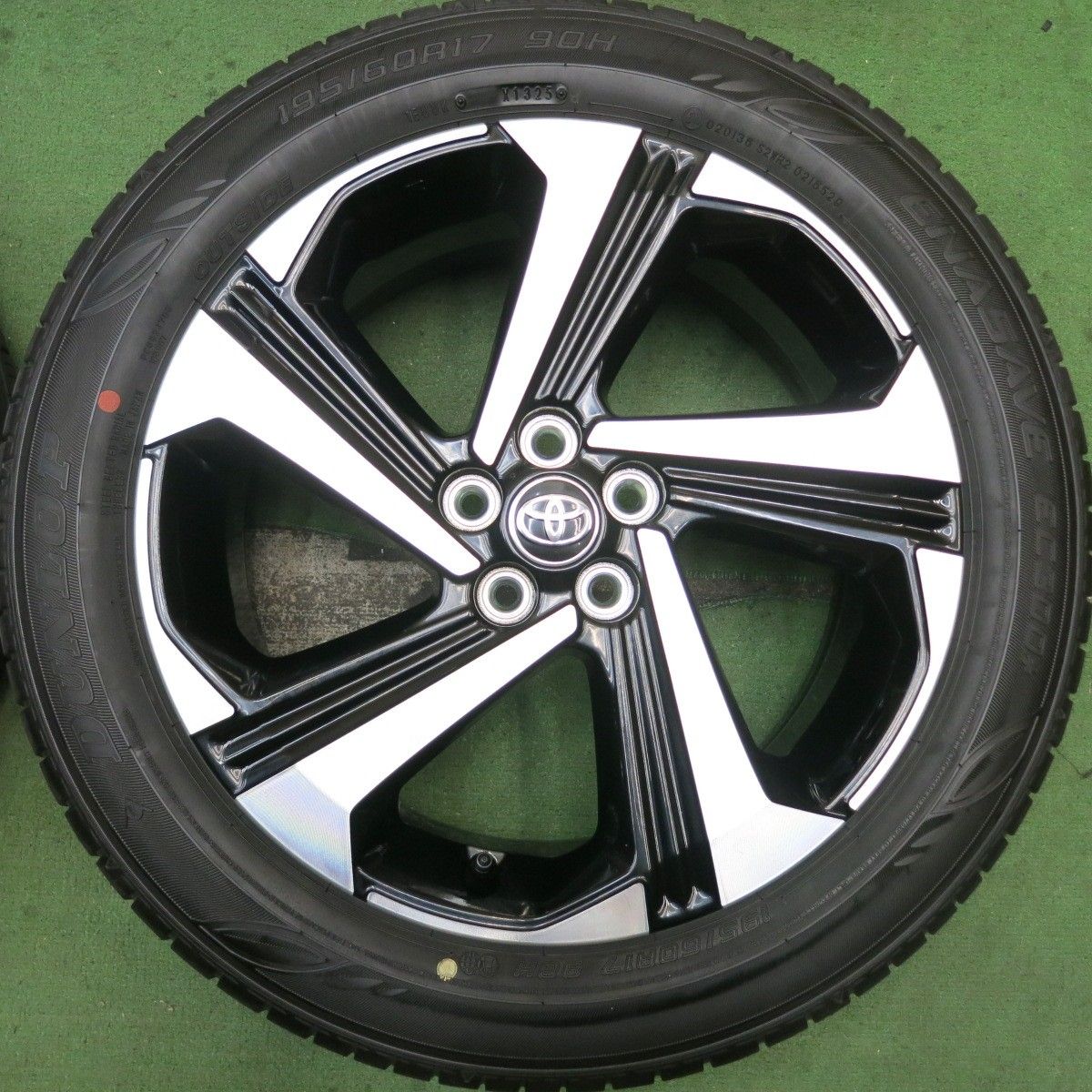 新車外し！25年☆トヨタ ライズ ダイハツ ロッキー 純正 195/60R17