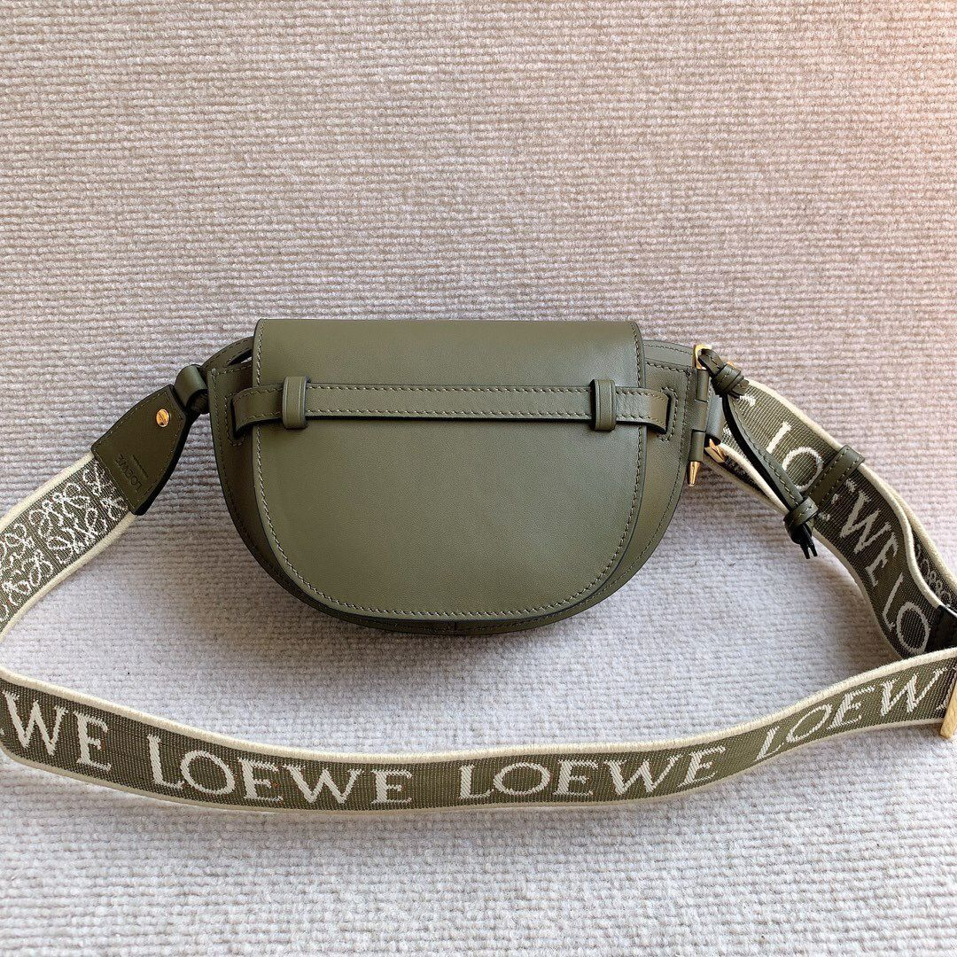 美品 ロエベLOEWE ゲートバッグ ショルダーバッグ