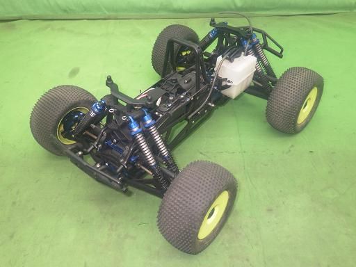 HPI サベージ エンジンラジコン ボディ・OP付き