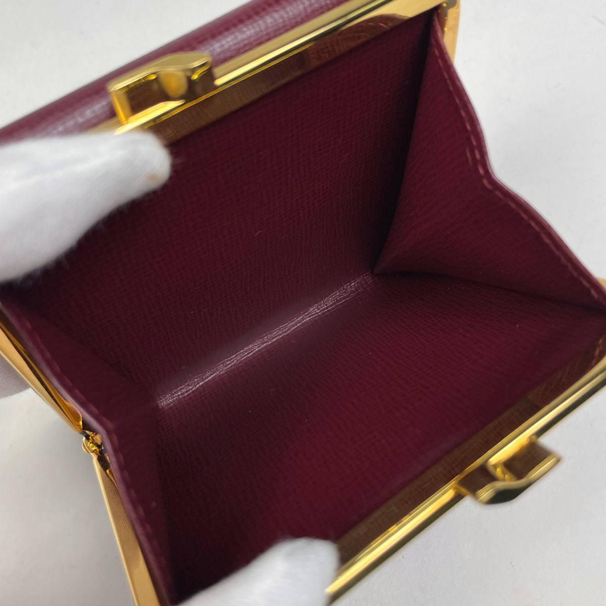 【美品】カルティエ マストライン 三つ折り財布 レザー がま口 ボルドー Cartier（カルティエ） 三つ折り 財布 がま口 マスト レザー