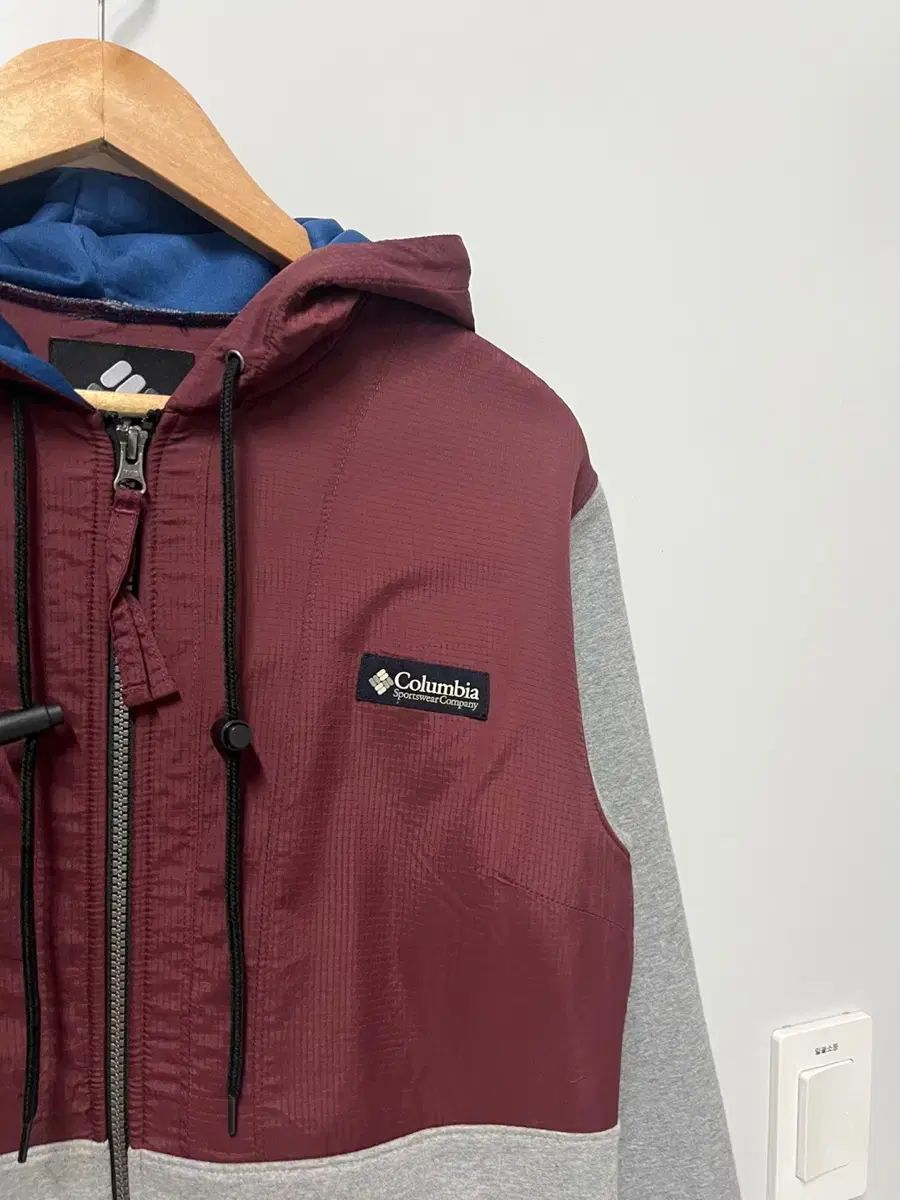 コロンビア(Columbia) フード ジャケット M ヴィンテージ古着 コロンビア(Columbia) フード ジャケット M ヴィンテージ古着