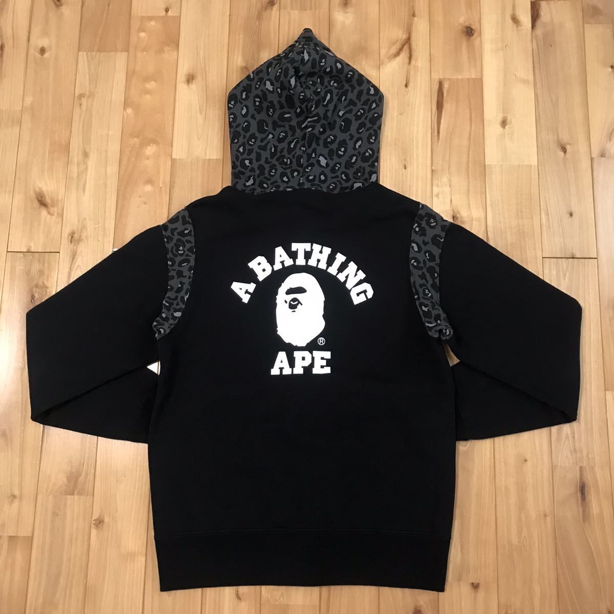 BAPE レオパードカモ カレッジロゴ フルジップパーカー - メルカリ
