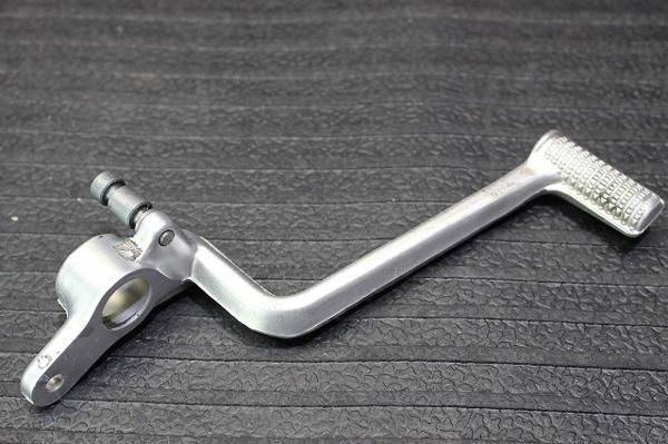 スズキGSX1300R隼GW71AブレーキペダルS57-19