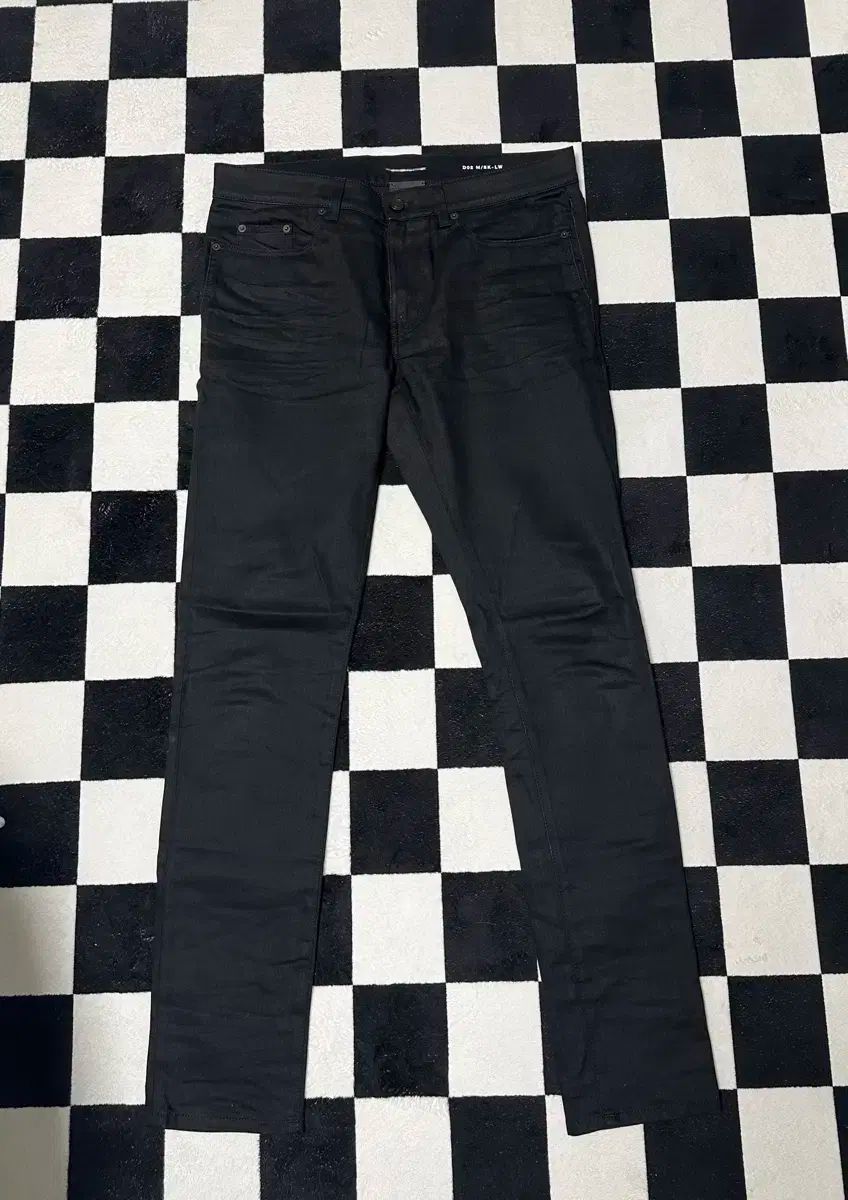 Saint Laurent(サン・ローラン) ブラックジーン 33 サイズ