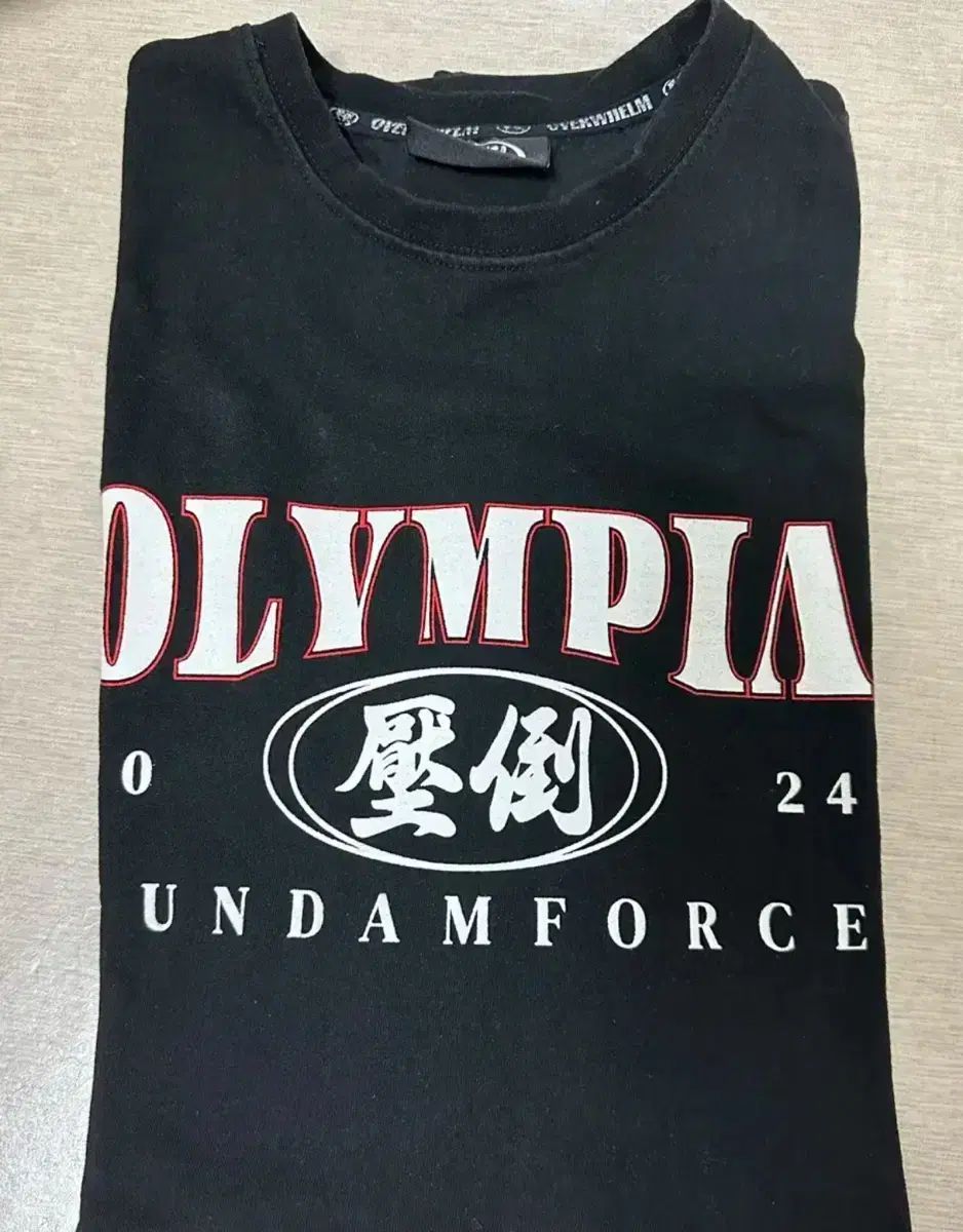 圧倒する オリンピア 半袖 m 販売