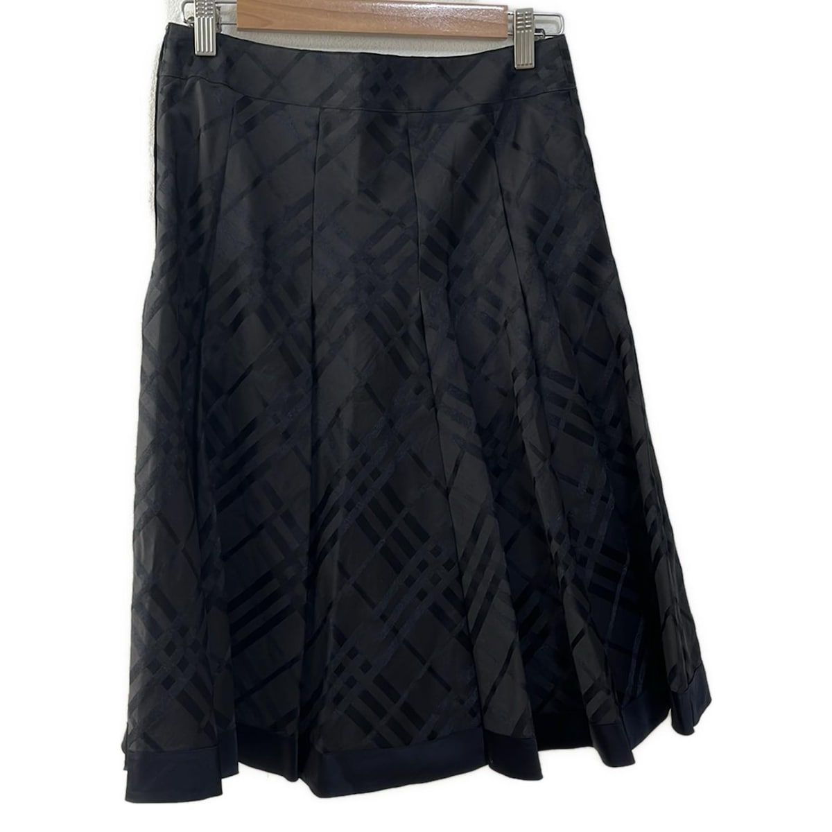 Burberry LONDON バーバリーロンドン スカート サイズ38 L レディース - 黒 ひざ丈|チェック柄|プリーツ