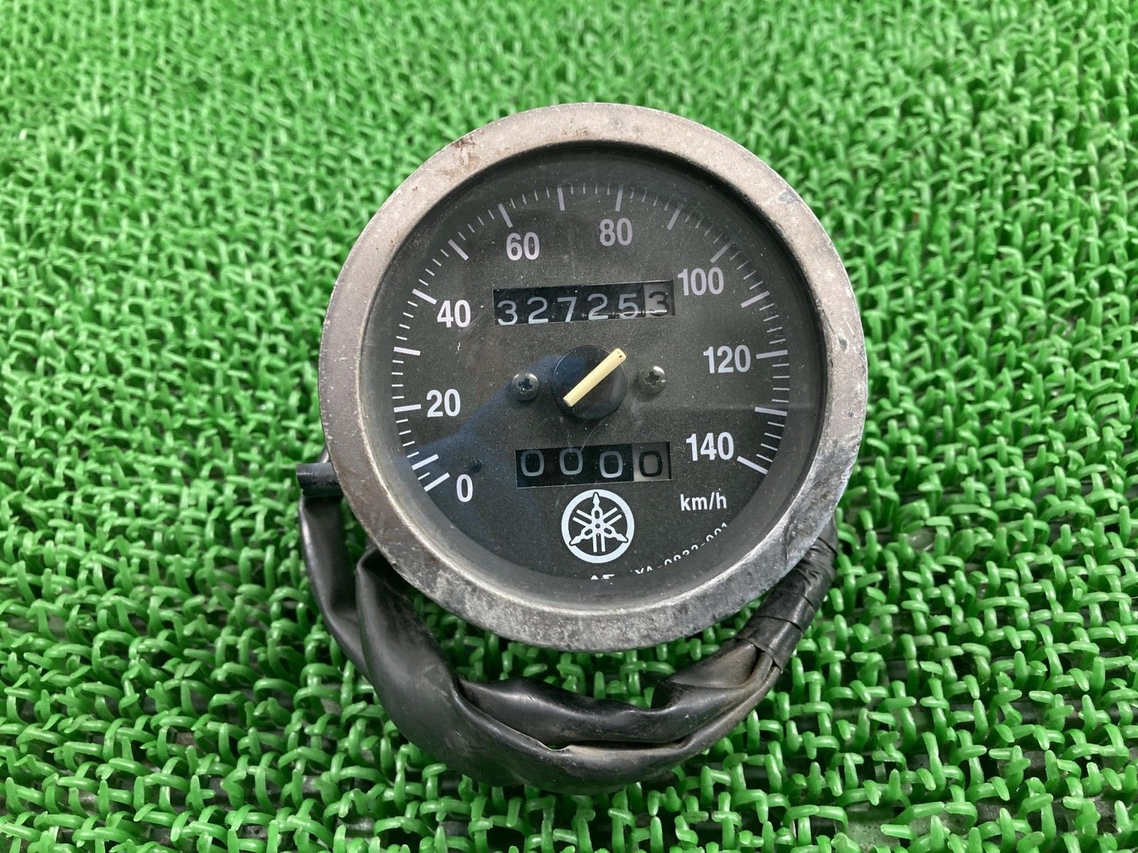 TW225 スピードメーター YA-0932-001 ヤマハ 純正 バイク 部品 DG09J 割れ欠け無し 品薄 希少品 車検 Genuine 【中古】 38 TW225 スピードメーター YA-0932-001 ヤマハ 純正 バイク 部品 DG09J