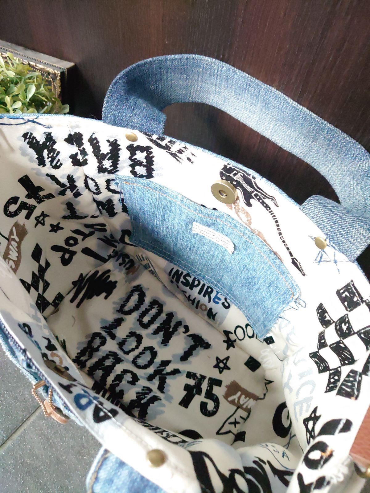 正規販売店 No148【牛柄✖️DENIM サイドポケット付トートBAG 