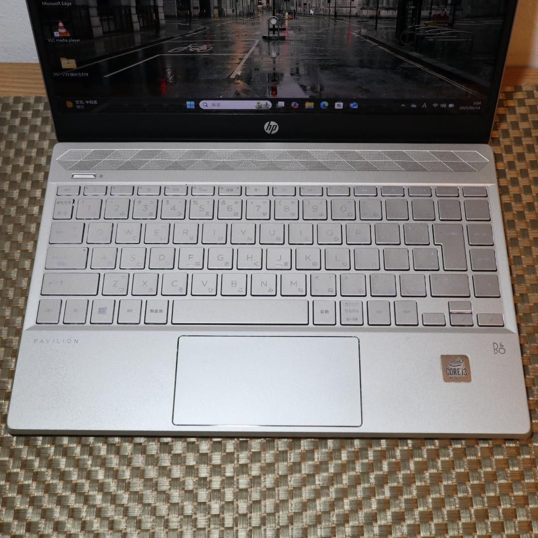 Win11高年式10世代i3/新品SSD/メ8G/タッチパネル/無線/キーライト