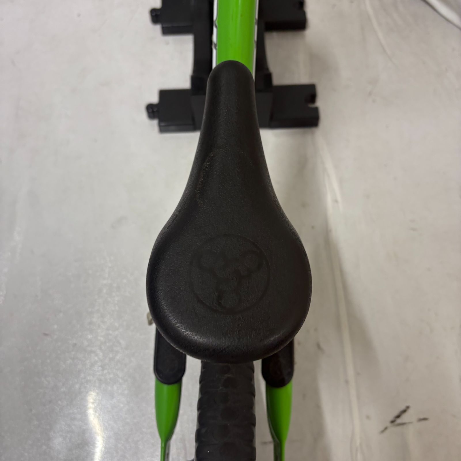 キッズ用ランニングバイク ストライダー グリーン STRIDER SPORT