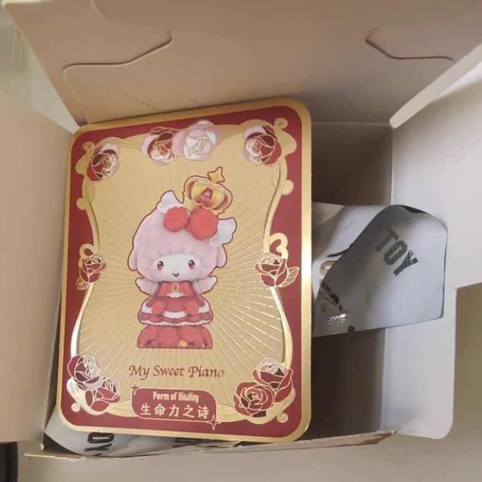 SANRIO　サンリオ　海外限定　正規品　ローズナイト　隠し　ピアノ　フィギュア SANRIO サンリオ 海外限定 正規品 ローズナイト 隠し ピアノ