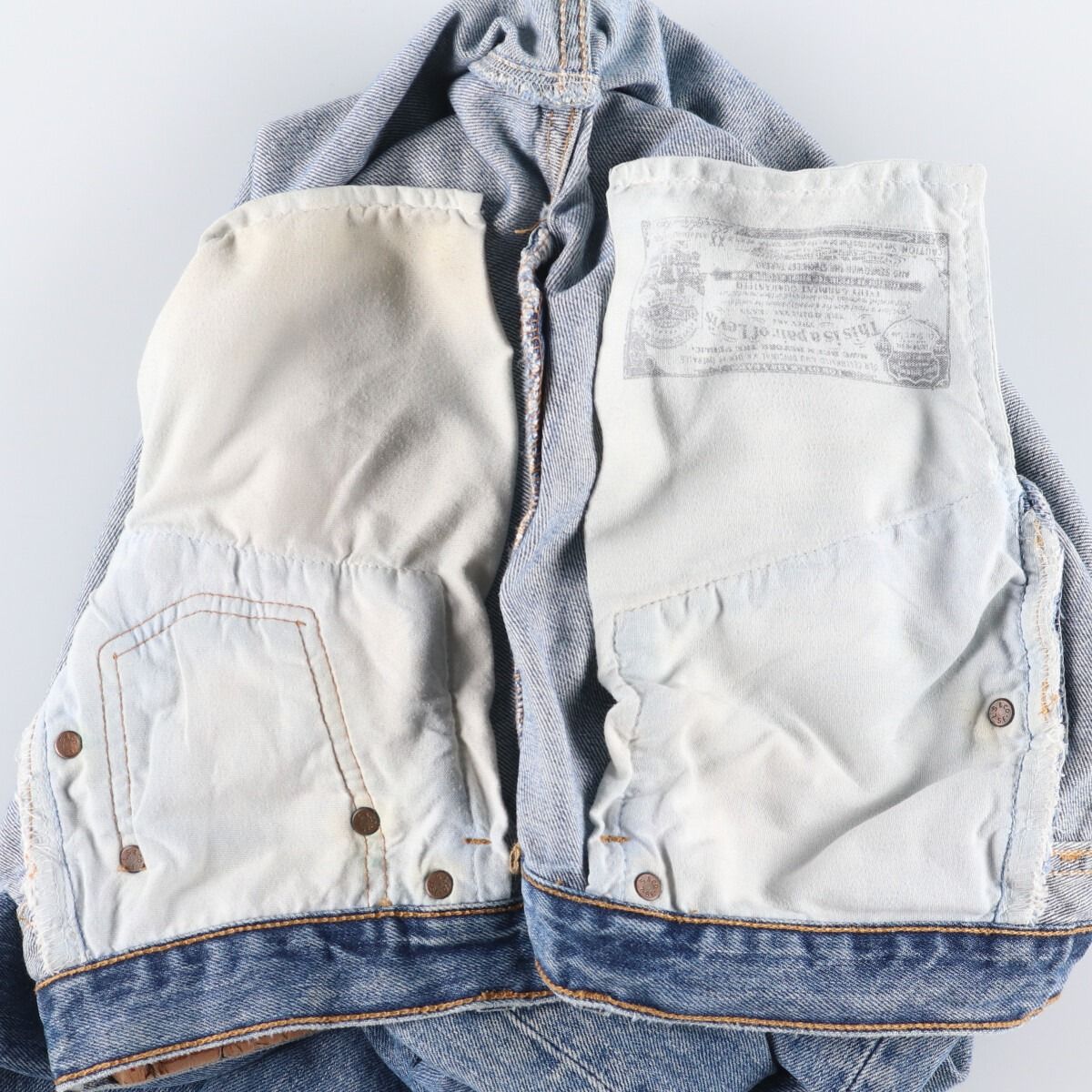 ストレートデニムパンツ