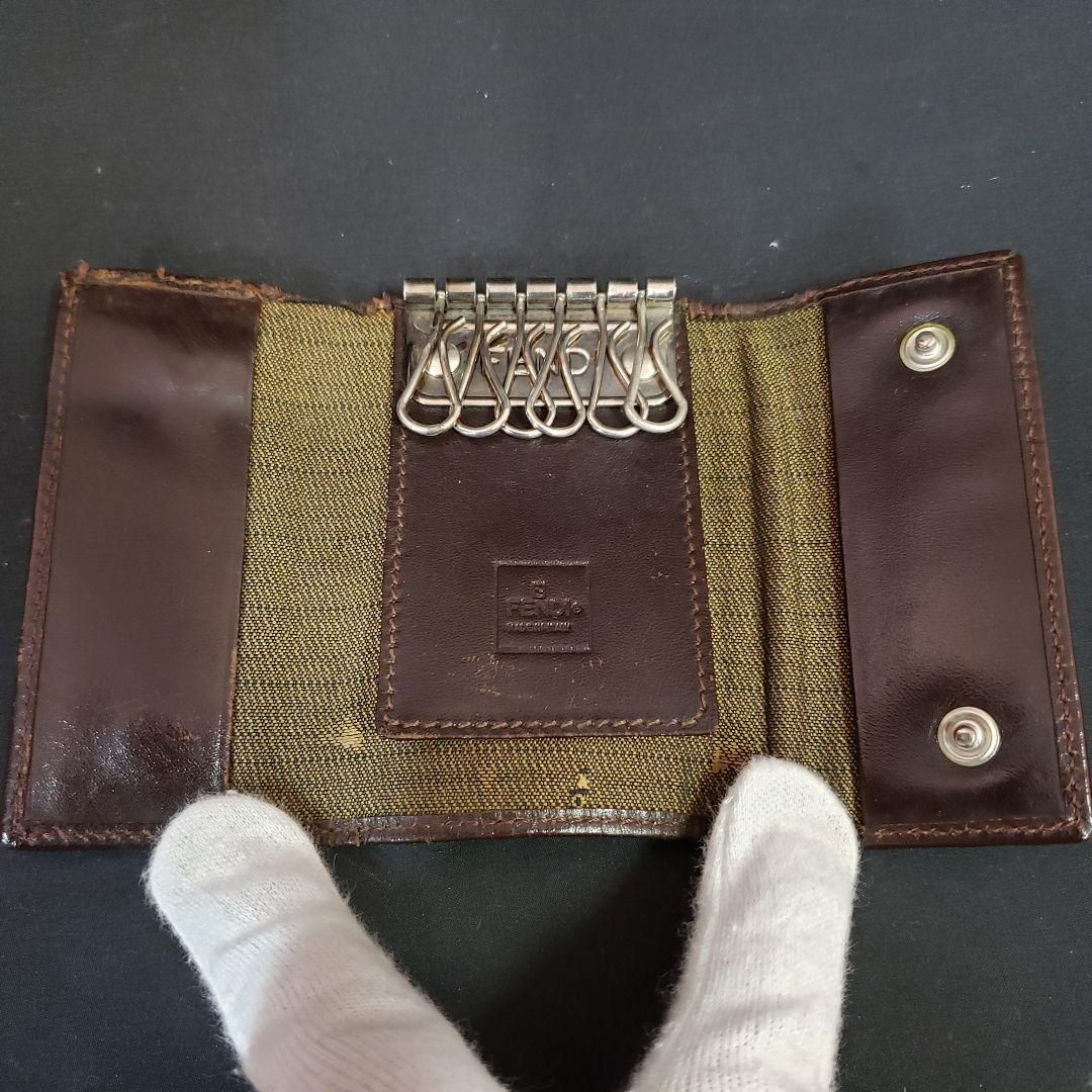 美品 フェンディ ズッカ柄 6連キーケース 箱付き フェンディ FENDI キーケース 6連 ズッカ柄 - メルカリ
