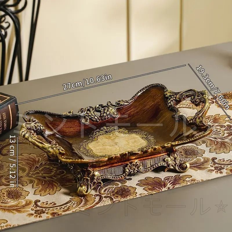 長方形のヴィンテージテーブルウェア