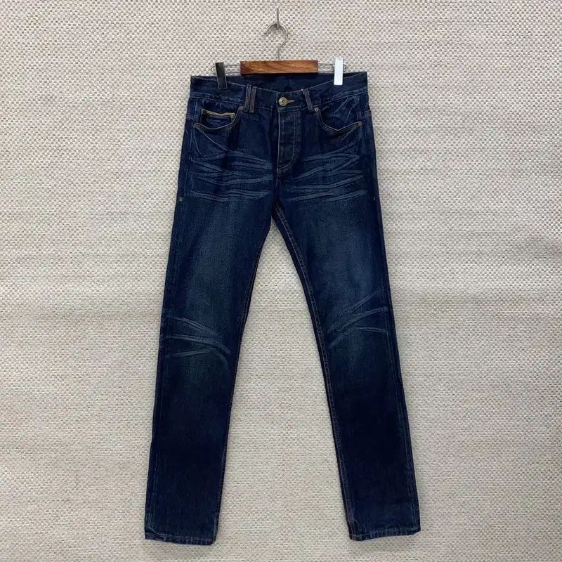【雷市場（ポンジャン）商品韓国直送】 ARMANI(アルマーニ) ARMANI EXCHANGE(アルマーニ エクスチェンジ) ヴィンテージ カジュアル デニム 30 インチ K06897