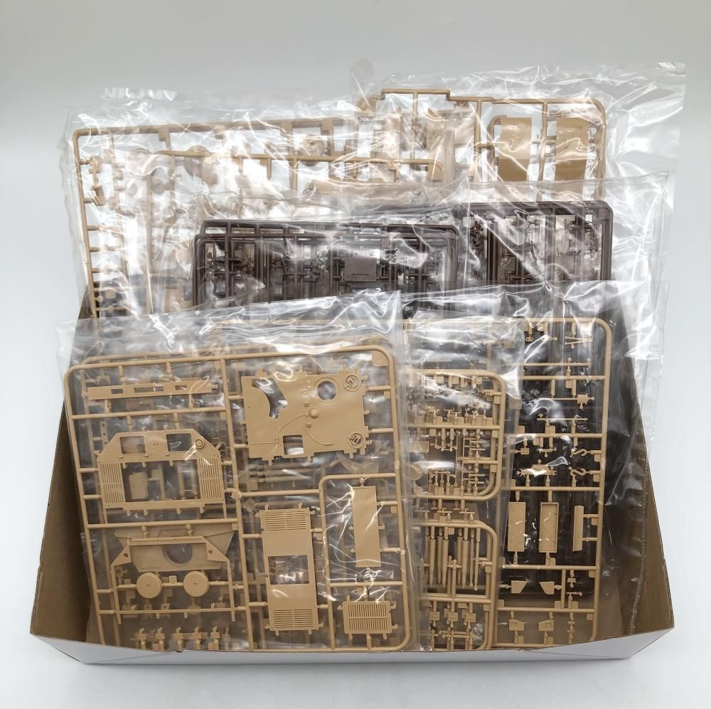 中古】未組立 アミュージングホビー AMH35A044 1/35 ドイツ 重