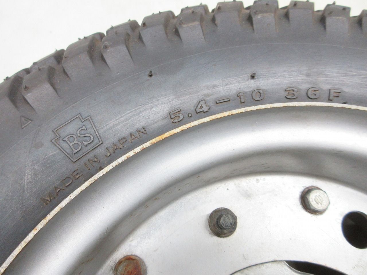 バンバン50 フロントホイール|タイヤ付