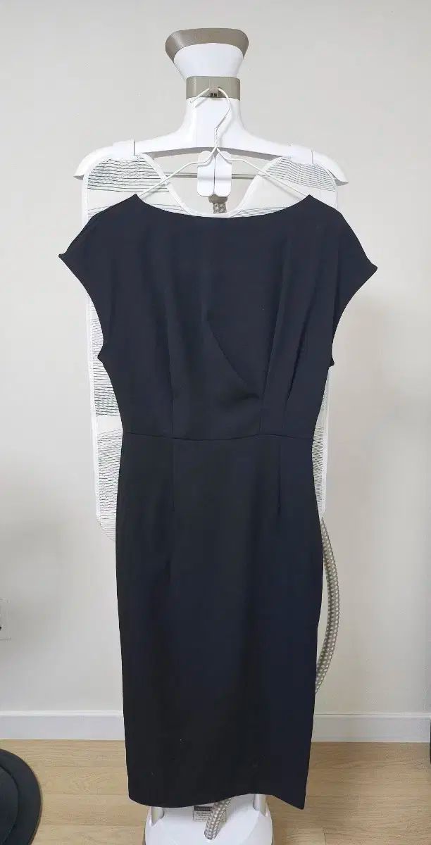 ノンヒョンドン ワンピース LOUIS VUITTON ルイ・ヴィトン 21SS