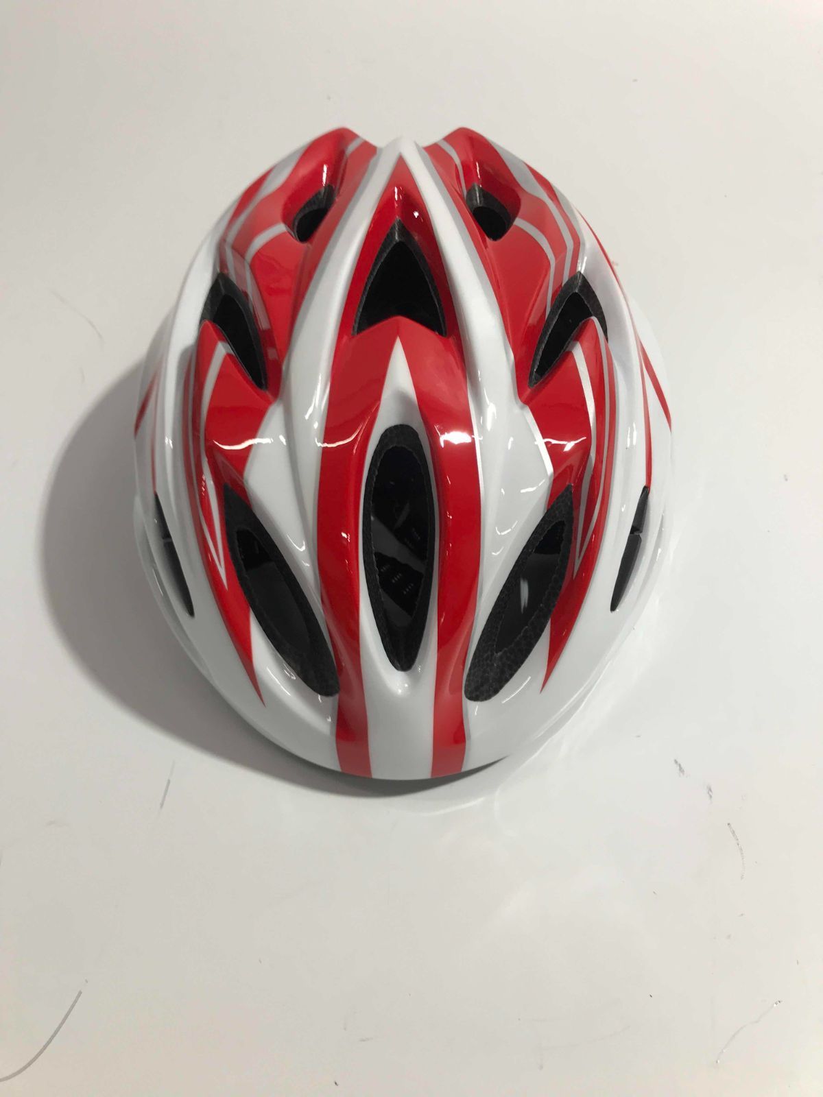 軽量通気性抜群 サイクルヘルメット EGB-YYB01-RDWH - メルカリ