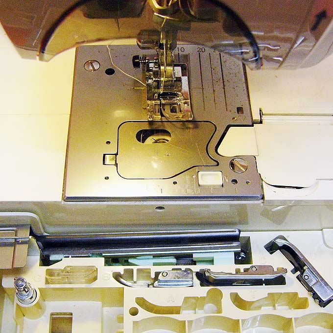 JUKI - 【◆JUKI 刺しゅう機セットjureve 010N+おまけ 】整備済み品_5 Amazon.co.jp: 【◇JUKI 刺しゅう機セットjureve 010+おまけ