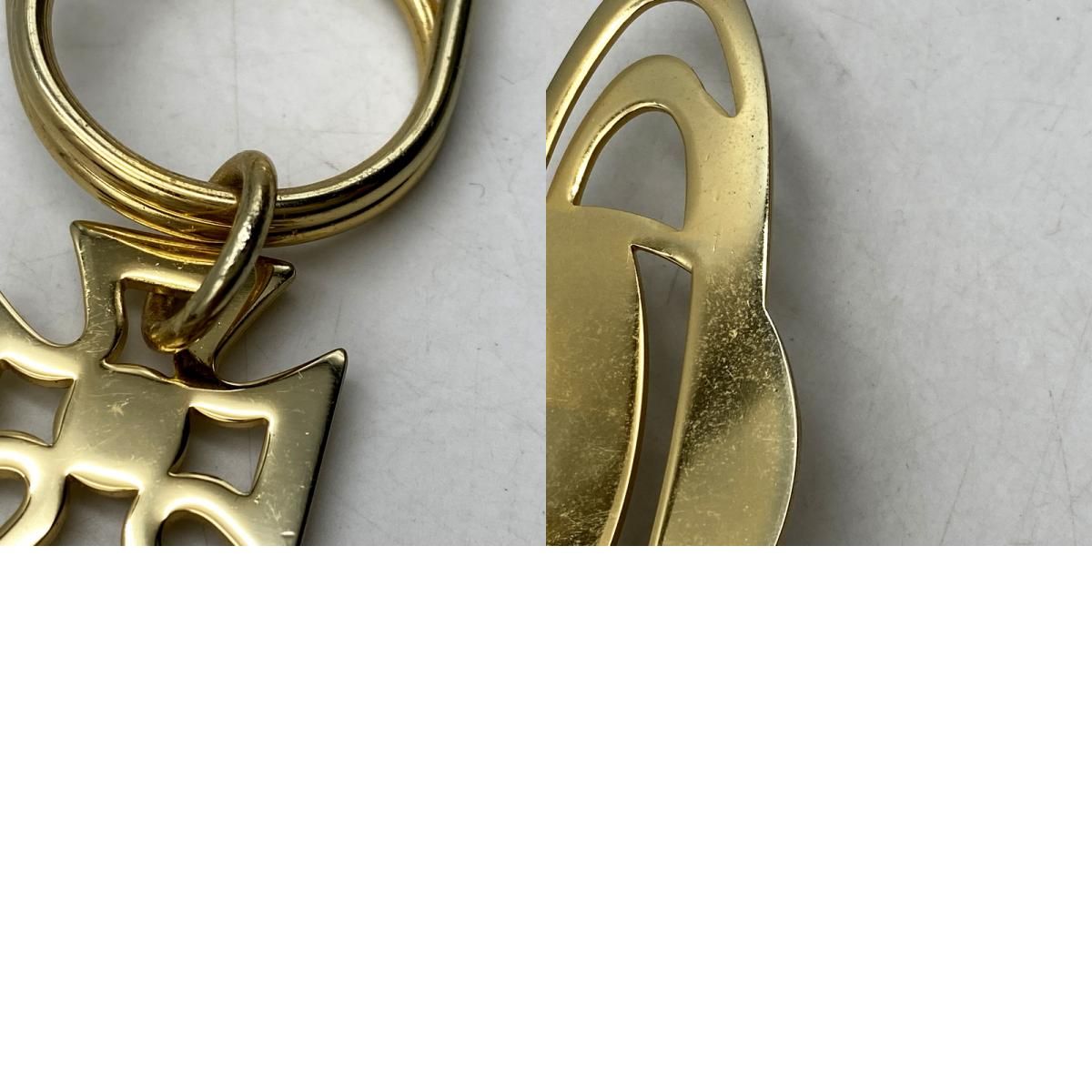 KEY HOLDER