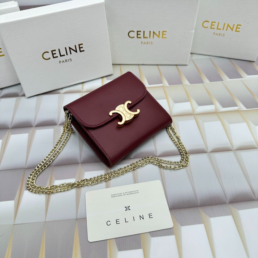 CELINE】セリーヌ 小号 財布 ラムスキン トリオンフフラップウォレット クラシックで実用的なデザイン - メルカリ