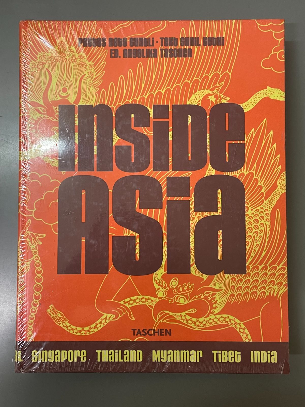 新品未読】Inside Asia - メルカリ