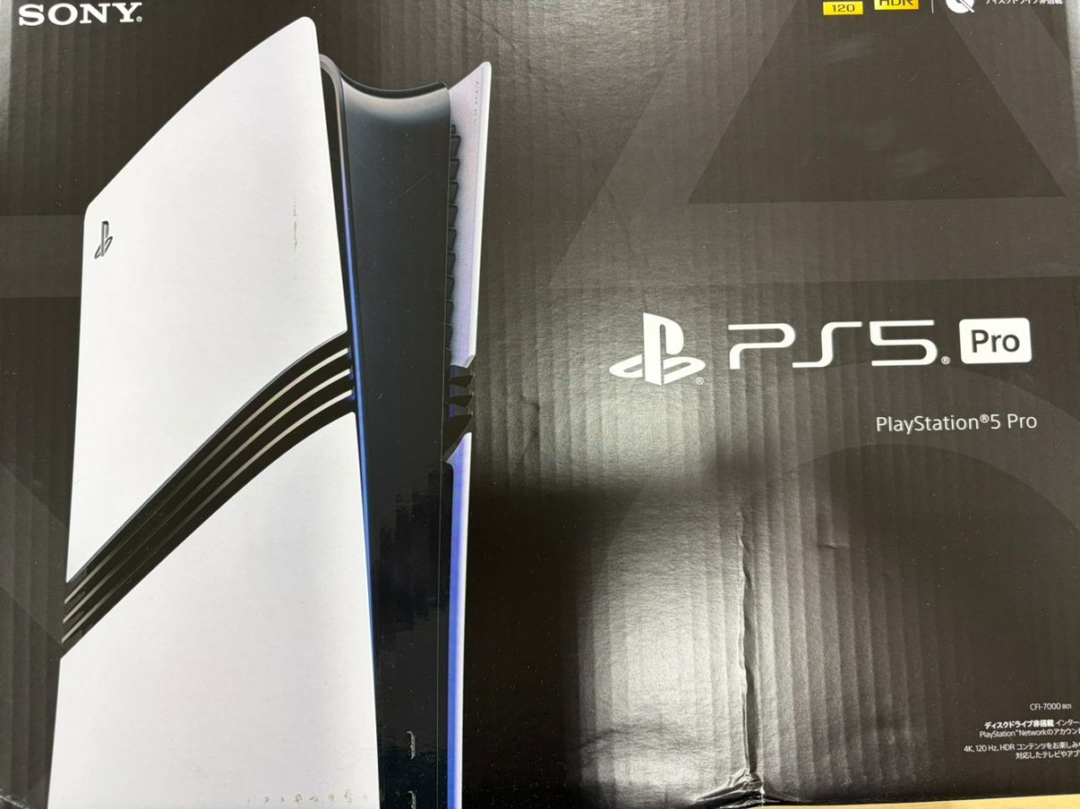 箱つぶれ SONY ソニー Playstation 5 PS5 Pro 本体 CFI-7000 B01