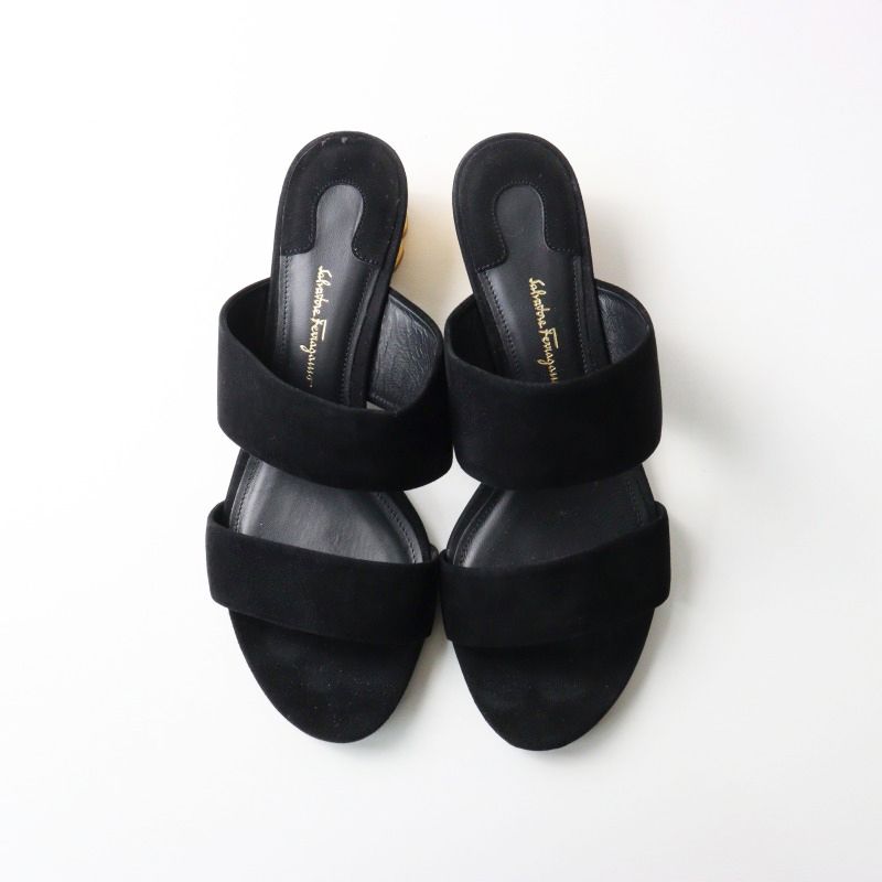 サルヴァトーレフェラガモ Salvatore Ferragamo フラワーヒール