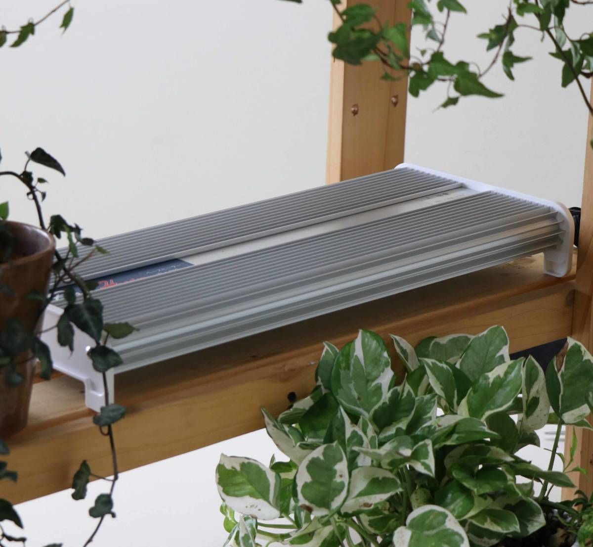 小動物用品 【美品】海野製作所 TOP-210SW ベースヒーター 210W 動作確認済