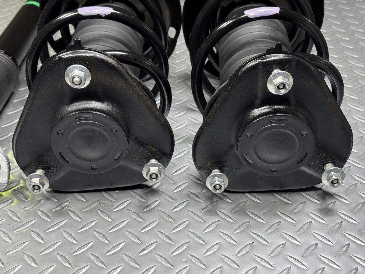 送料無料【新車外し】60系 トヨタ プリウス 純正 サスキット