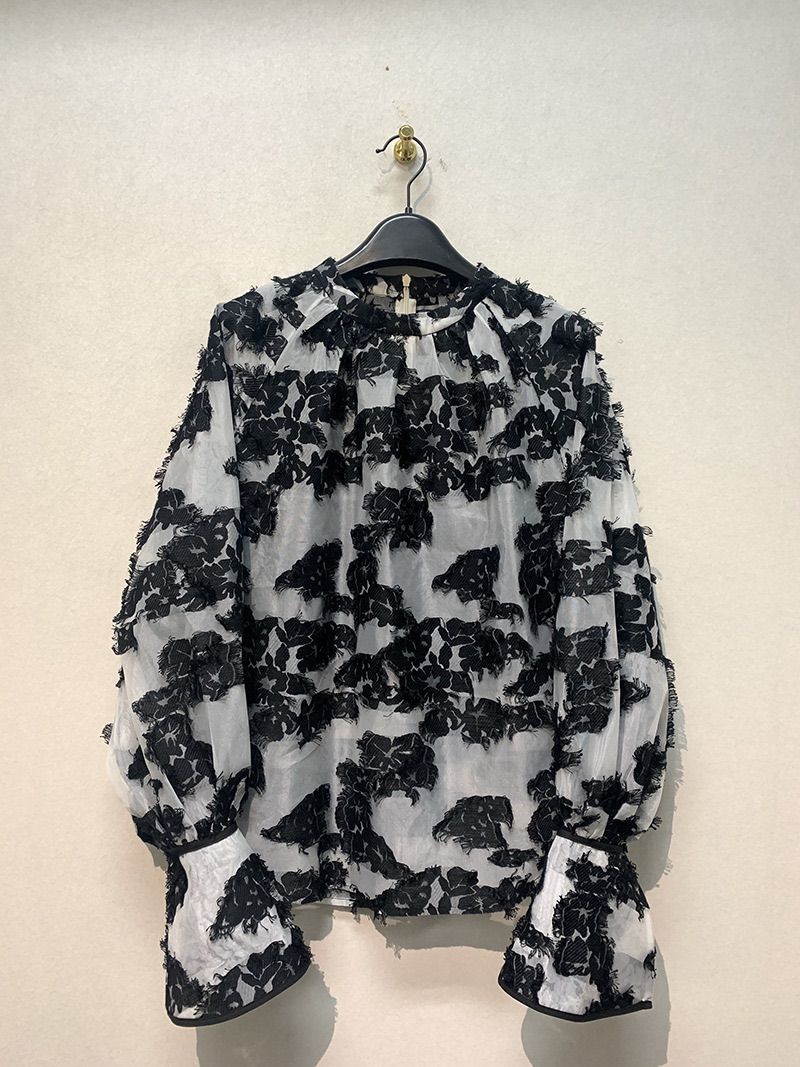 クラネCLANE FLOW FLOWER JACQUARD TOPS-