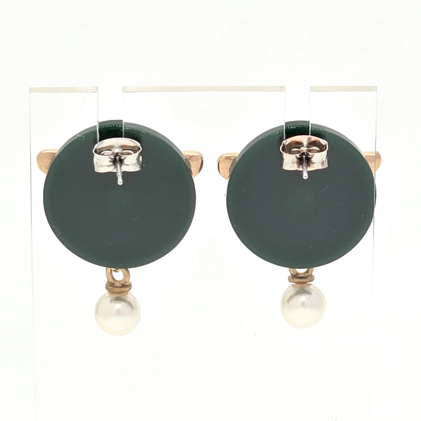 GUCCI グッチ ビー・ピアス 両耳 ラウンドプレート パール カラー  