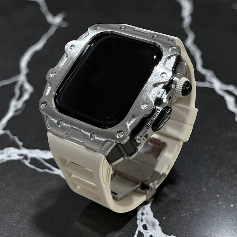 アップルウォッチケース フォージドステンレス ラバー 互換性対応 カスタム カバー 保護 ギフト ４６ｍｍ ベルト バンド セット series10 series11 メンズ レディース ギフト 贈り物 カスタム サンドホワイトベルト ブラックケー