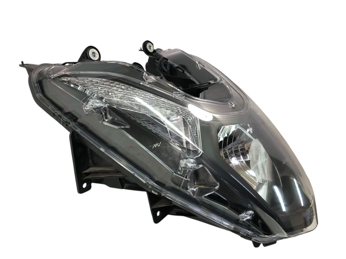 ヘッドライト 割れ欠け無し