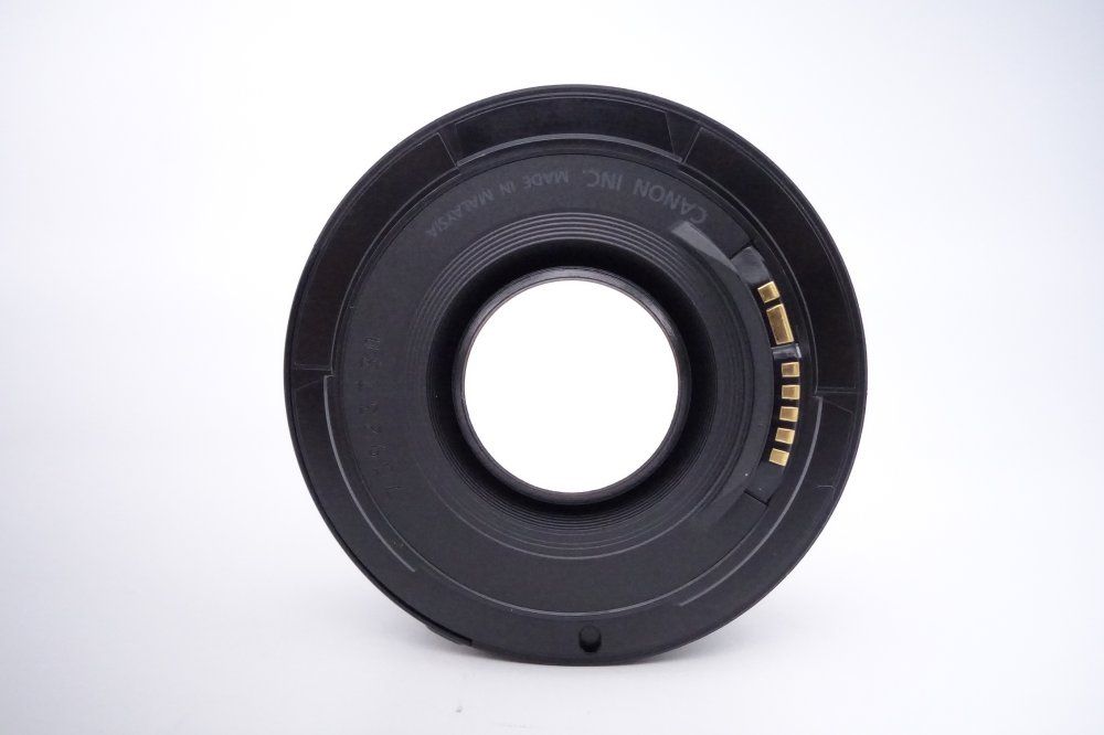 限定アイテム入荷。 上品 キヤノン Canon 単焦点レンズ EF50mm F1.8 II フルサイズ対応 D10049A 日までセール