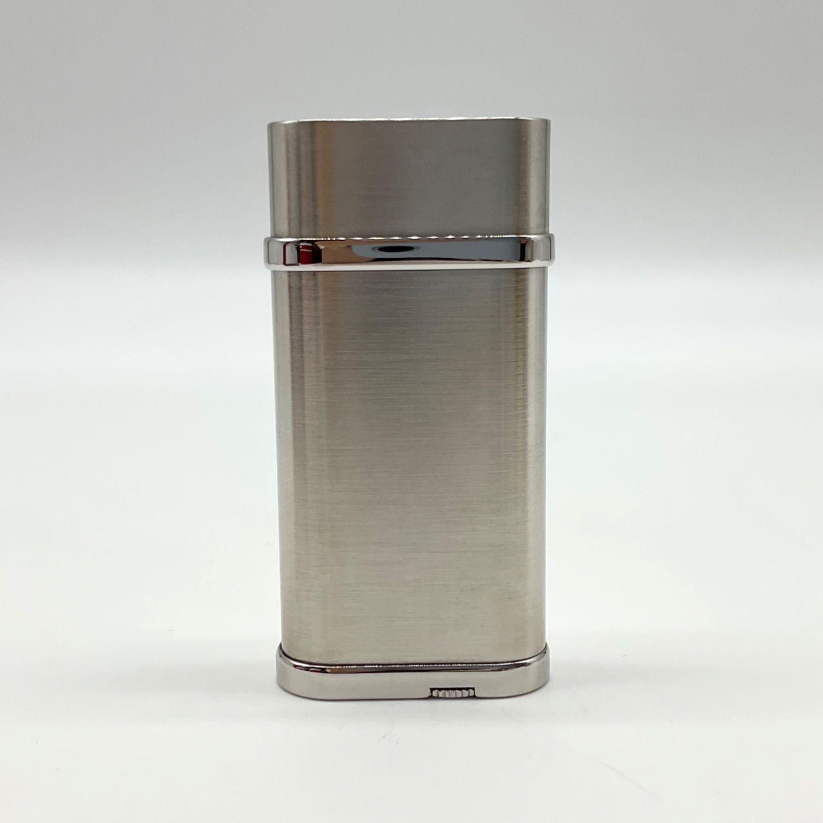 Cartier - カルティエ Cartier ケース 取説付 ガスライター ペンタゴン 火花確認済 Cartier カルティエ ペンタゴン ブロックチェック 五角 ガス