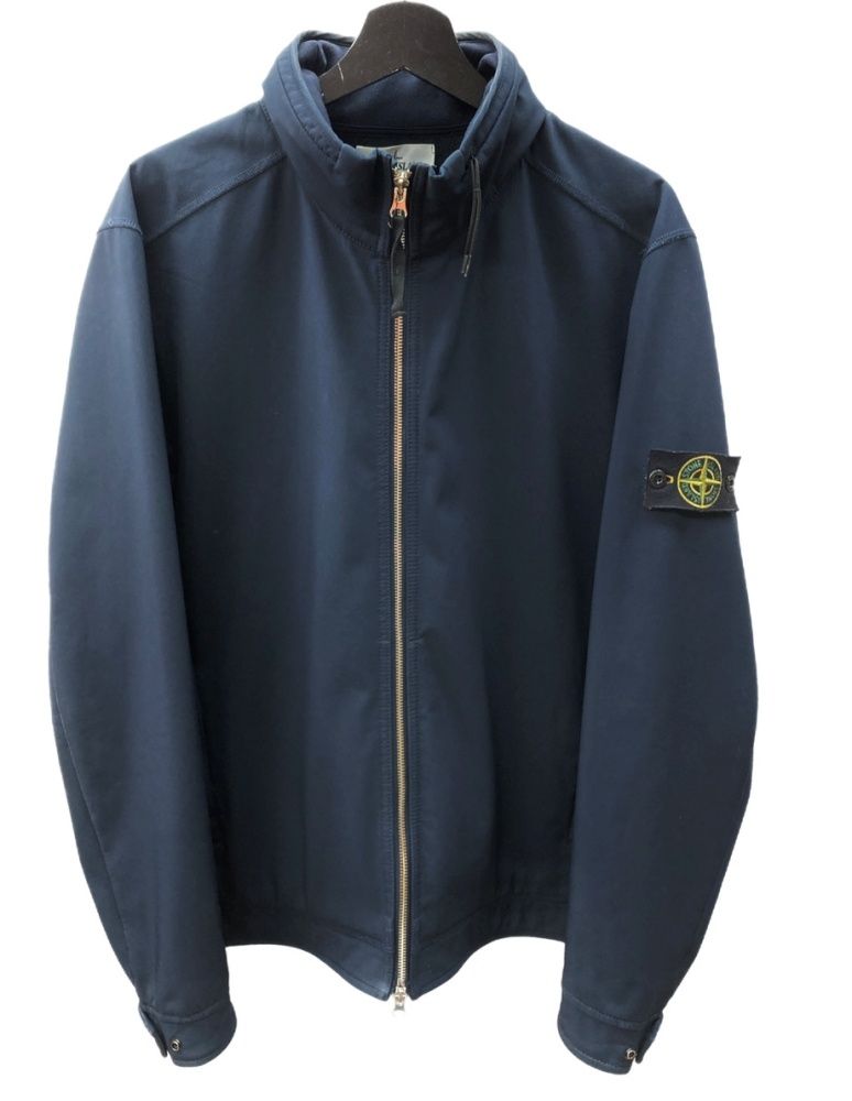 ストーンアイランド STONE ISLAND Soft Shell Lightweight Jacket ソフト シェル ライトウェイト ジャケット 紺 6715Q0822 ジャケット ロゴ ネイビー XLサイズ 104MT-1369