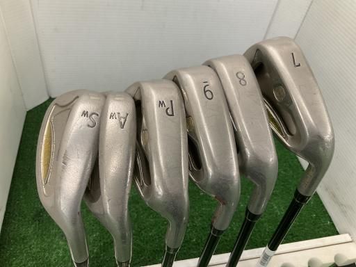 中古】 マジェスティゴルフ(旧マルマン) MAJESTY ROYAL III 6S