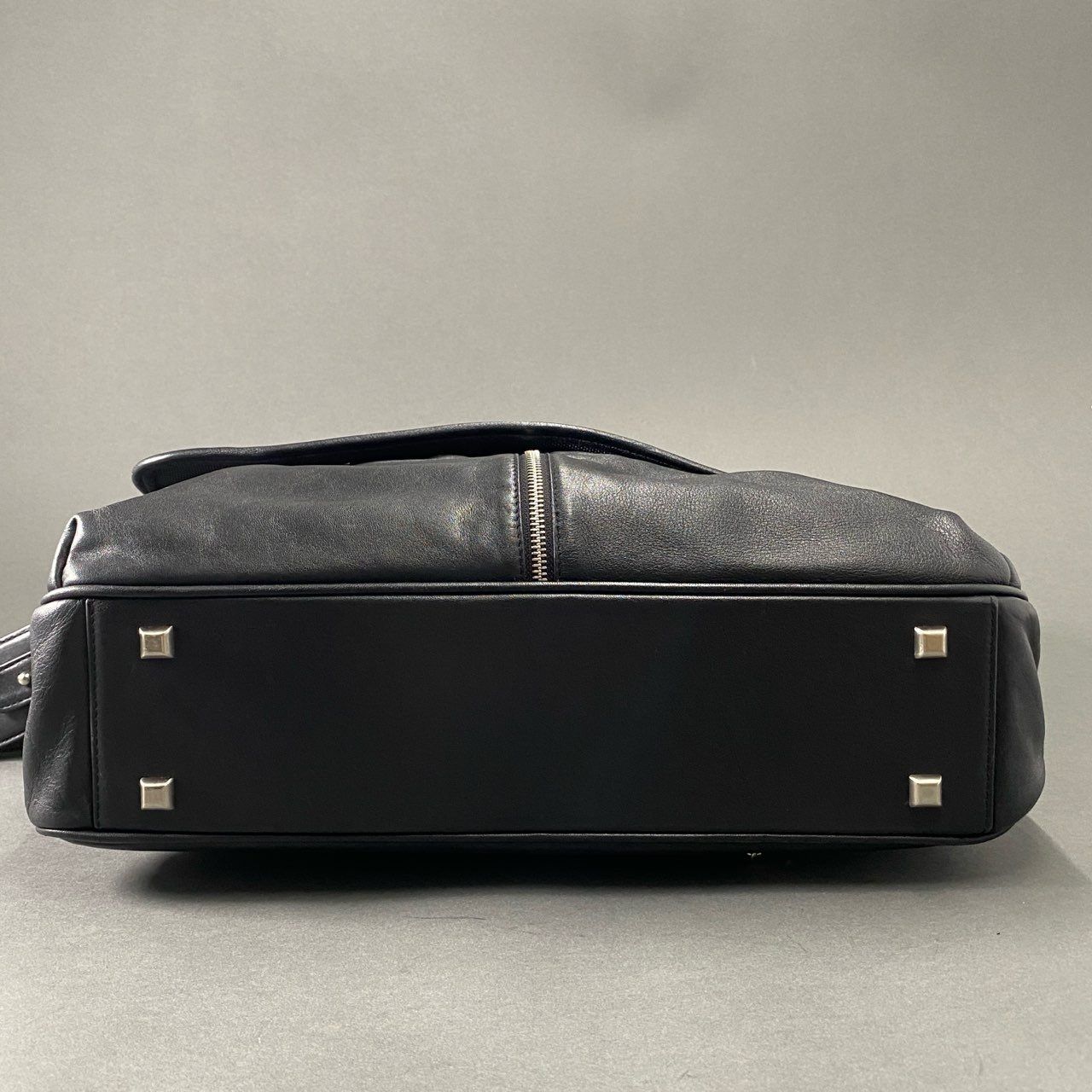Ai27 Ermenegildo Zegna エルメネジルドゼニア イタリア製 レザー